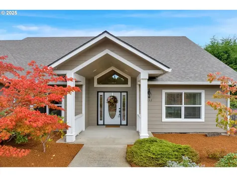 2332 Rosemary Court Florence OR 97439