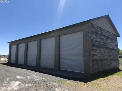 60590 Old Lake Road Christmas Valley OR 97641