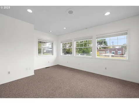 3447 N Highway 101 Gearhart OR 97138