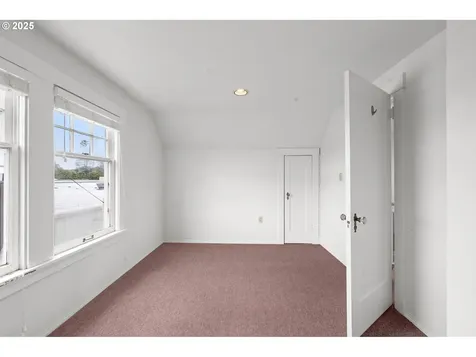 3447 N Highway 101 Gearhart OR 97138