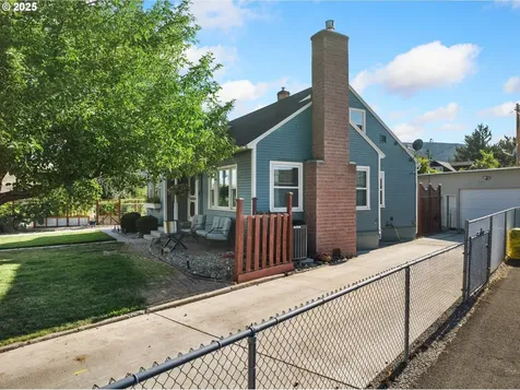 205 Hillcrest Drive Baker City OR 97814