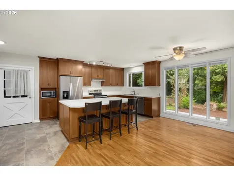 1022 SE Dogwood Lane Milwaukie OR 97267