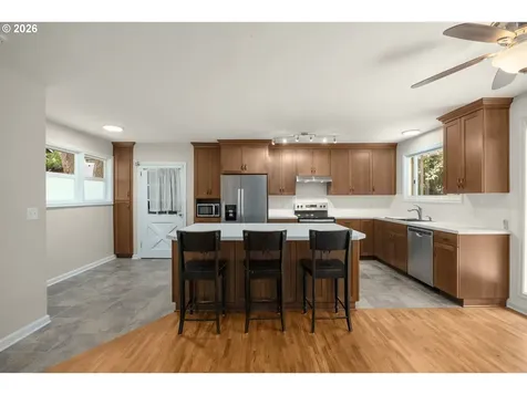 1022 SE Dogwood Lane Milwaukie OR 97267