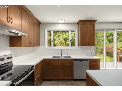 1022 SE Dogwood Lane Milwaukie OR 97267