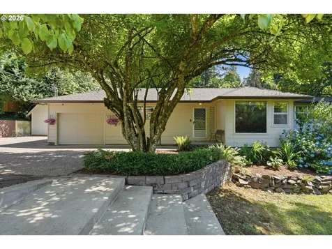 1022 SE Dogwood Lane Milwaukie OR 97267