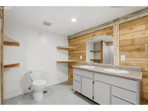 1022 SE Dogwood Lane Milwaukie OR 97267