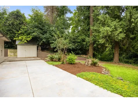 1022 SE Dogwood Lane Milwaukie OR 97267
