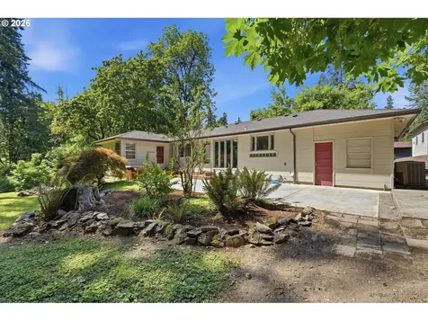 1022 SE Dogwood Lane Milwaukie OR 97267