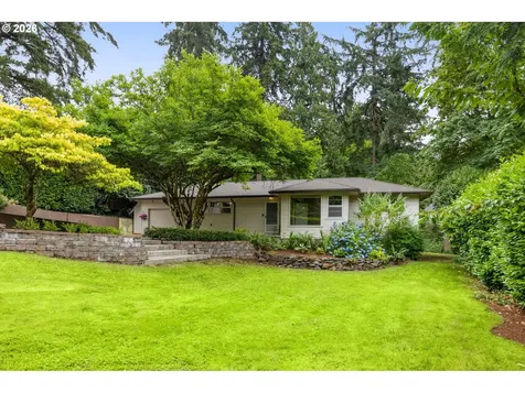 1022 SE Dogwood Lane Milwaukie OR 97267