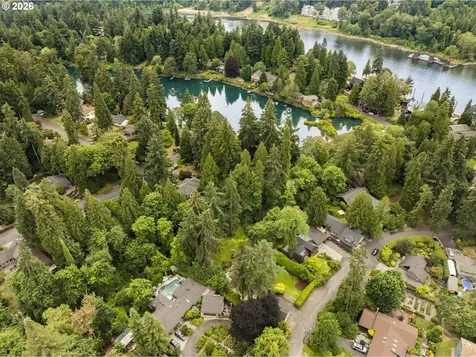 1022 SE Dogwood Lane Milwaukie OR 97267