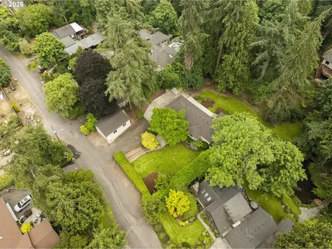 1022 SE Dogwood Lane Milwaukie OR 97267