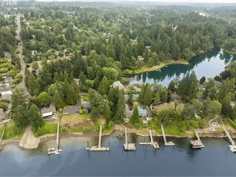 1022 SE Dogwood Lane Milwaukie OR 97267