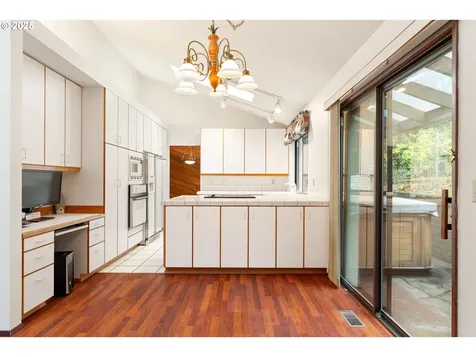 9411 SW 62nd Drive Portland OR 97219