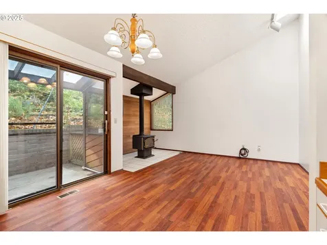 9411 SW 62nd Drive Portland OR 97219