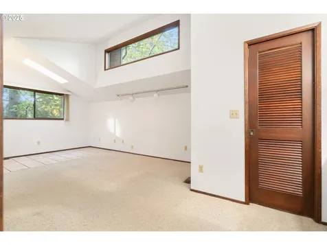 9411 SW 62nd Drive Portland OR 97219