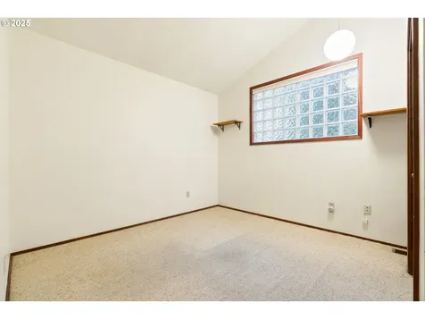 9411 SW 62nd Drive Portland OR 97219