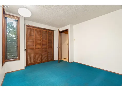 9411 SW 62nd Drive Portland OR 97219
