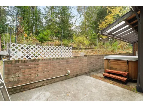 9411 SW 62nd Drive Portland OR 97219
