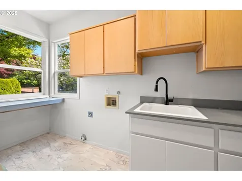 14176 SW 133rd Avenue Portland OR 97224