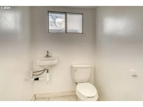 235 W Idaho Avenue Ontario OR 97914