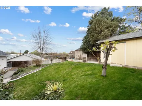 325 SE 9th Drive Hermiston OR 97838