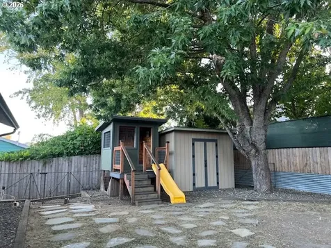 234 Little Valley Road Roseburg OR 97471