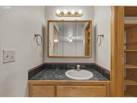 13301 NE 91st Street Vancouver WA 98682