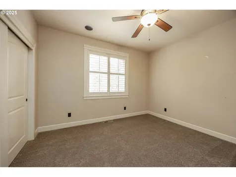 15003 NE 49th Court Vancouver WA 98686
