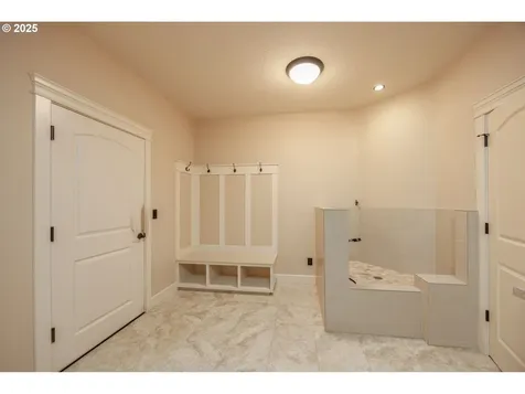 15003 NE 49th Court Vancouver WA 98686