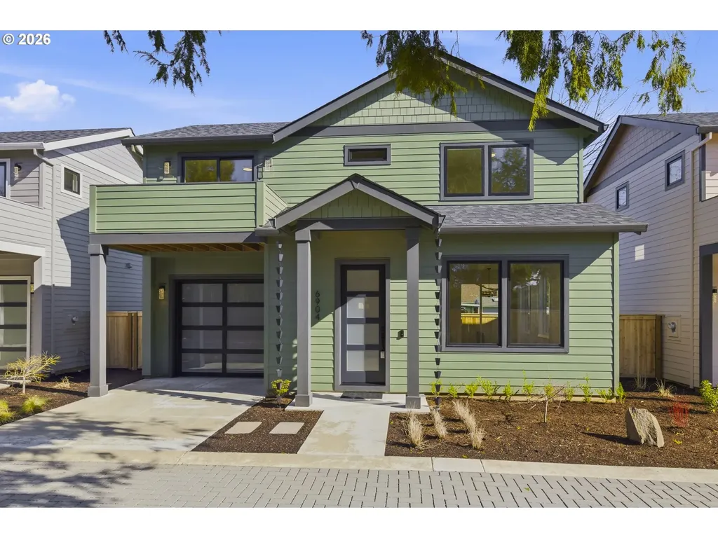 6904 SE Brooklyn Street Portland OR 97206