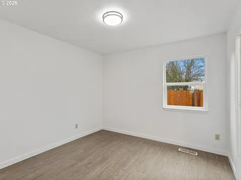 8635 NE Skidmore Street Portland OR 97220