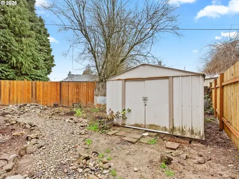 8635 NE Skidmore Street Portland OR 97220