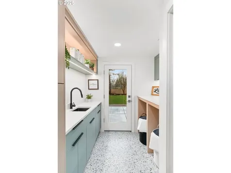 8430 SW Fairway Drive Portland OR 97225