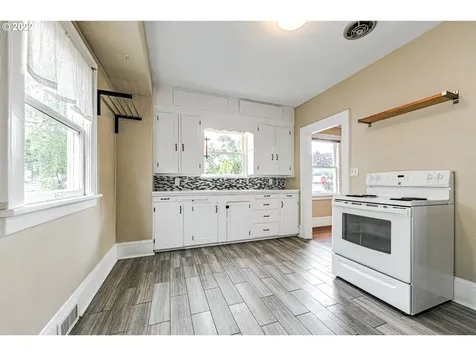 7206 N Saint Louis Avenue Portland OR 97203