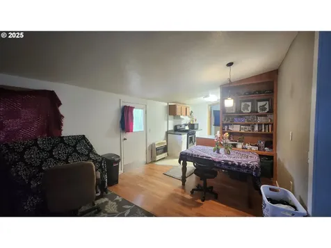 260 Pleasant Avenue Roseburg OR 97470