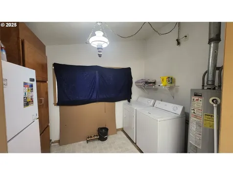 260 Pleasant Avenue Roseburg OR 97470