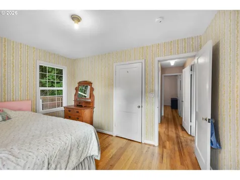 2231 SW Martha Street Portland OR 97239