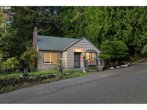 2231 SW Martha Street Portland OR 97239
