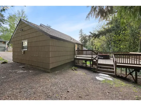 2231 SW Martha Street Portland OR 97239