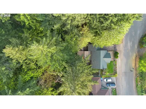 2231 SW Martha Street Portland OR 97239