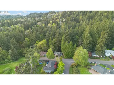 2231 SW Martha Street Portland OR 97239