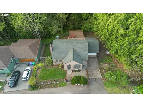 2231 SW Martha Street Portland OR 97239