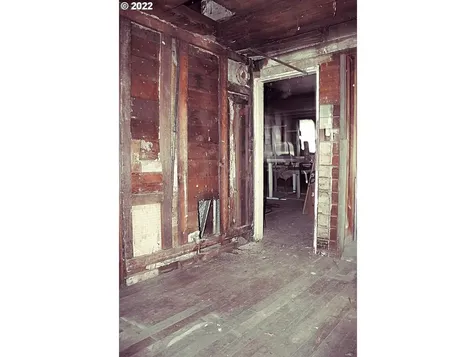 5729 SE Francis Street Portland OR 97206