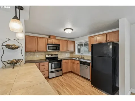 546 SE Paropa Place Gresham OR 97080