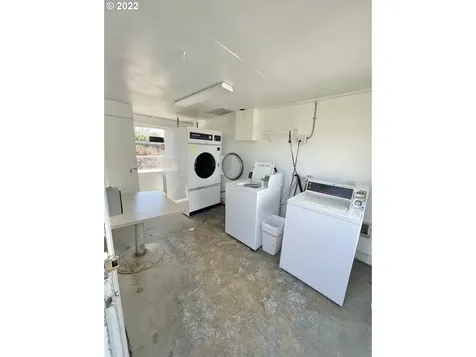 92252 Cape Arago Highway Coos Bay OR 97420