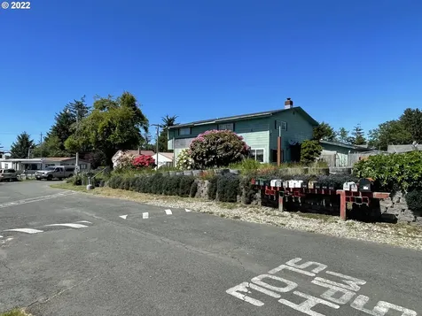 92252 Cape Arago Highway Coos Bay OR 97420