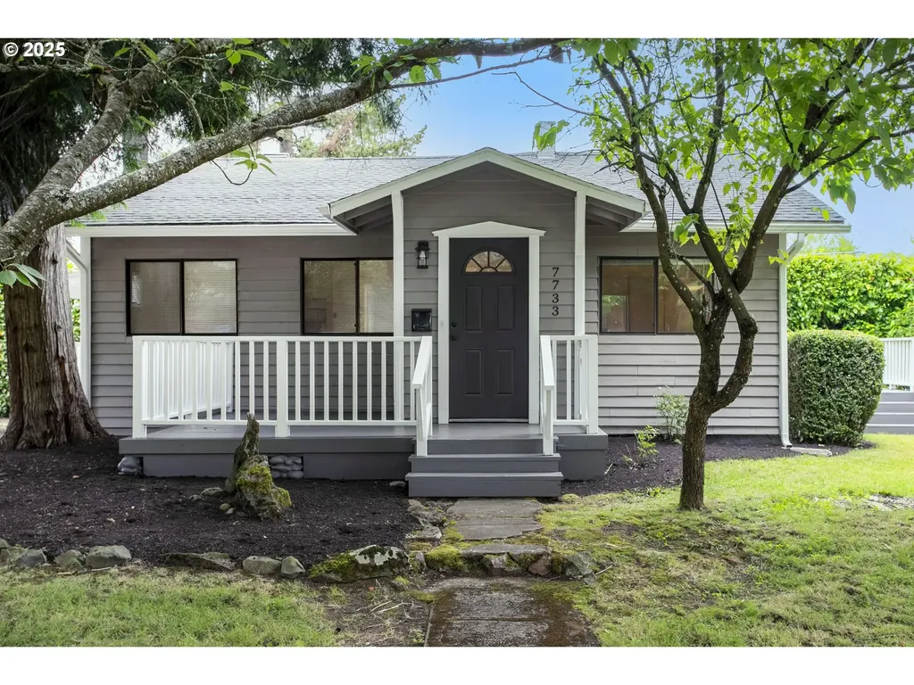 7733 NE Mason Street Portland OR 97218