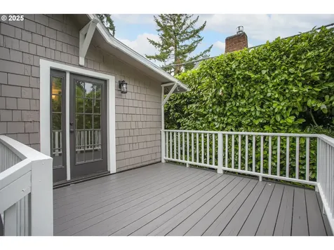 7733 NE Mason Street Portland OR 97218