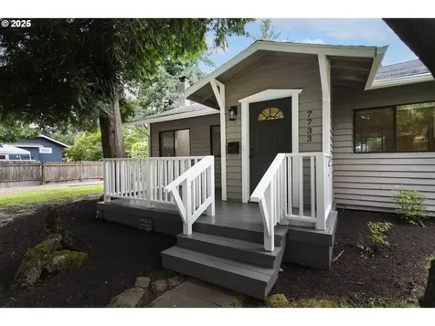 7733 NE Mason Street Portland OR 97218