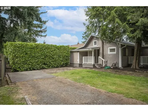 7733 NE Mason Street Portland OR 97218